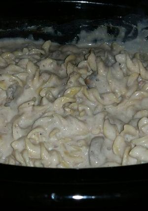 A picture of Crockpot Beef Stroganoff.