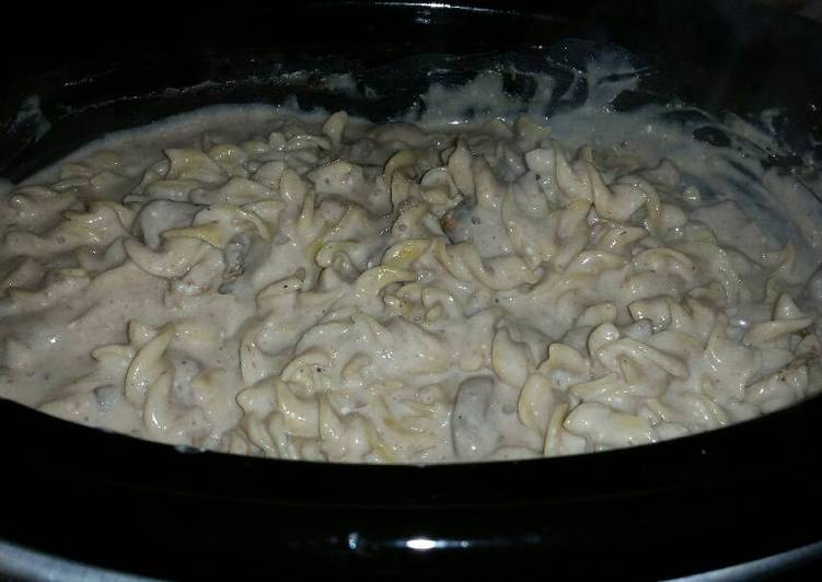 Simple Way to Make Super Quick Homemade Crockpot Beef Stroganoff