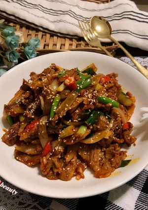 韓式辣醬炒豬五花 的食譜成品照片