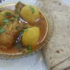 A picture of Chicken aaloo gosht gravy#desimeal.