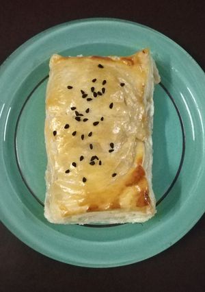 A picture of Chicken puff.