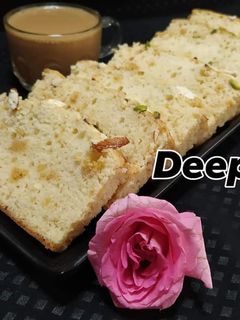 टी टाईम ईरानी मावा केक (mawa cake recipe in marathi) रेसिपी चे मुख्य फोटो