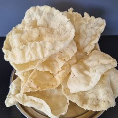 A picture of Sarevda papdi.