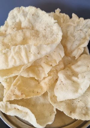 A picture of Sarevda papdi.
