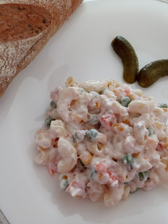 Halas, zöldséges tésztasaláta recept fotója