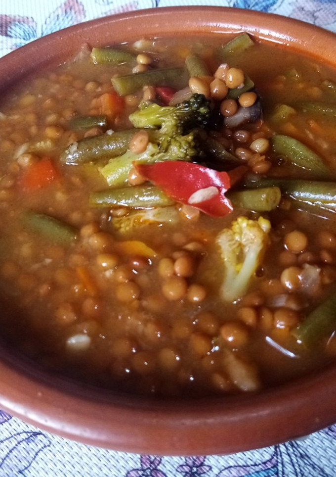 Una foto de Lentejas con verduras en 20 minutos
