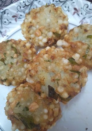 A picture of Sabudana Vada.
