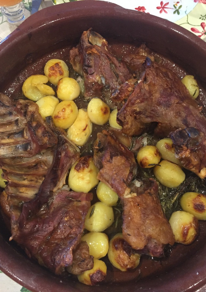 Una foto de Cordero asado en casa