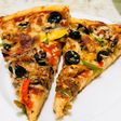 البيتزا الدجاج مع الفلفل البارد وزيتون وفطر 🍕🍕🍕😋