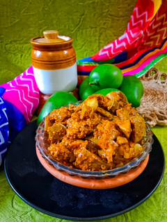आम का अचार (Aam ka Achar Recipe in Hindi) रेसिपी मुख्य फोटो