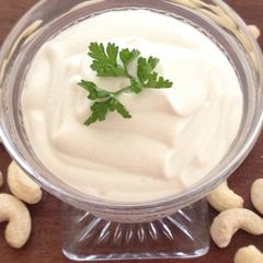 A picture of Vickys Vegan Sour Cream, GF DF EF SF.