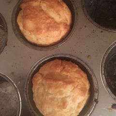 A picture of Cream muffins.