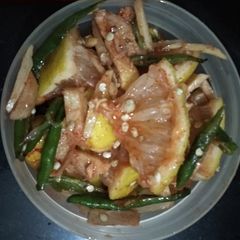 A picture of Galgal adrak green chilli ka achar.