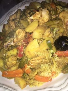 صورة لوصفة كبسة بالخضار سريعه ولذيذه 🤤😍