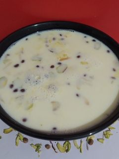 દૂધપાક (Doodhpak Recipe In Gujarati) રેસીપી મુખ્ય ફોટો