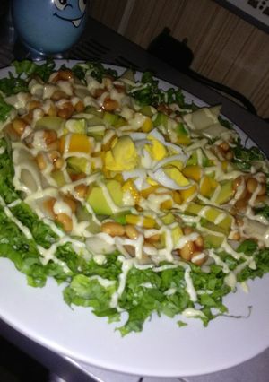 A picture of Macaroni/Avocado Salad.