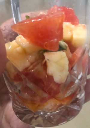 Una foto de Shots de ensalada caprese para una entrada veggie