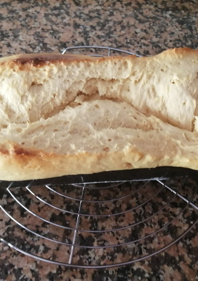 Una foto de Pan de molde rústico con masa de brioche