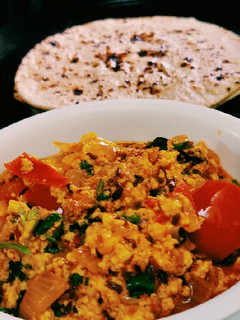 पंजाबी पनीर भुर्जी (punjabi paneer bhurji recipe in Hindi) रेसिपी मुख्य फोटो
