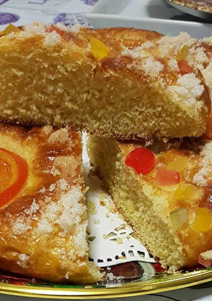 Una foto de Roscón de mandarina 🍃🍊 y patata