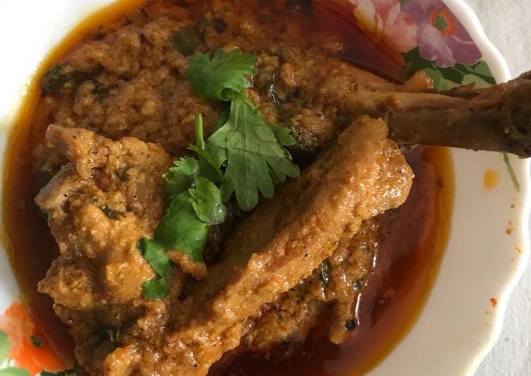 Simple Way to Prepare Murgh Hydrabadi