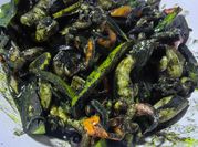 Gambar blakutak hitam