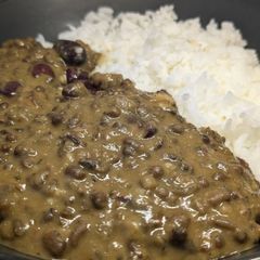 A picture of Dal Makhani.