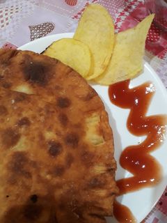 عکسی از دستور پیراشکی گوشت🥐🍖