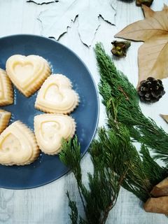 عکسی از دستور دسر خرمالو و دارچين.