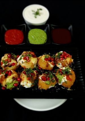 દહીં પૂરી (dahi Puri) રેસીપી મુખ્ય ફોટો