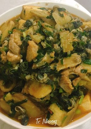Hình của món Canh Ốc nấu chuối đậu.