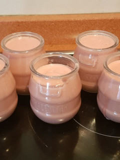 Una foto de Natillas de fresa con Thermomix