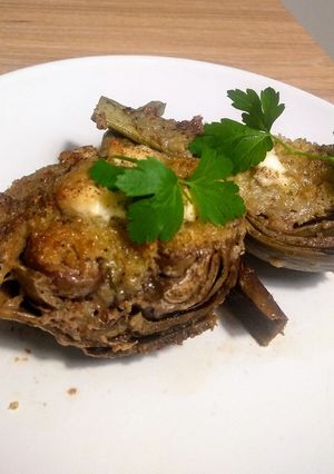 Foto di Carciofi ripieni a metà