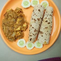 A picture of Paneer do pyaza.