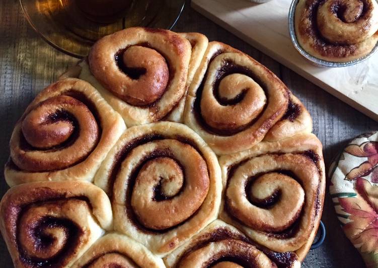 Cinnamon Rolls