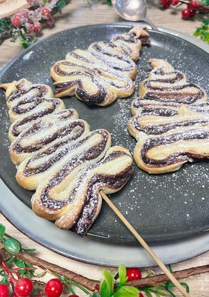 Une photo de Sapin feuilleté au nutella 🎄🎅