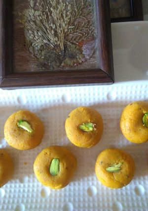 A picture of Mango Kesar Peda.