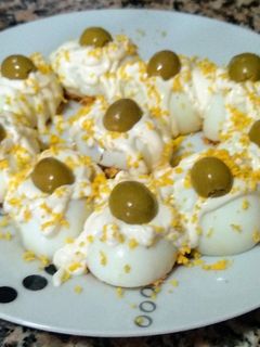 Una foto de Huevos rellenos ☺️
