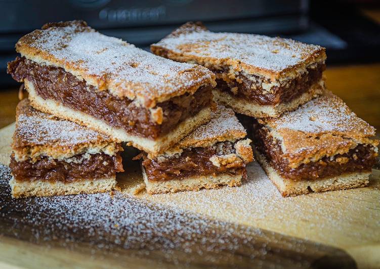 Recipe of Super Quick Homemade Vegan Apple Pie Cubes