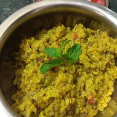 A picture of Urad daal khichdi.