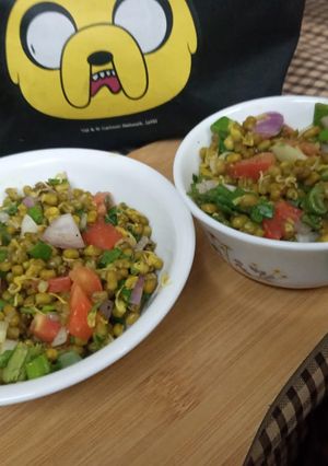 स्प्राउट्स (sprouts recipe in Hindi) रेसिपी मुख्य फोटो