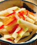 Su hào ngâm chua ngọt giòn tan