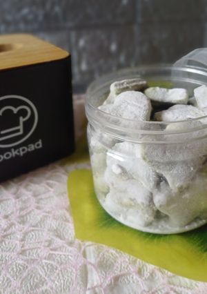 Foto resep Pandan Snow Ball Cookies