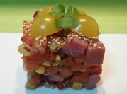 Una foto de atún pescado ceviche