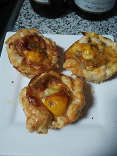 Una foto de Hojaldritos rellenos para centro de mesa de navidad