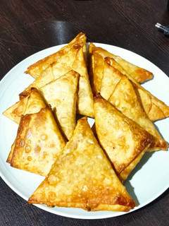 عکسی از دستور سمبوسه سیب زمینی😋