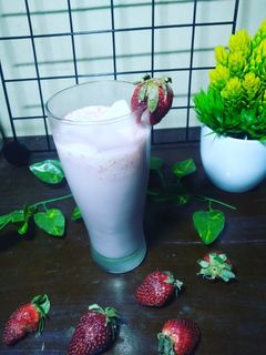 Foto resep Strawberry milk juice