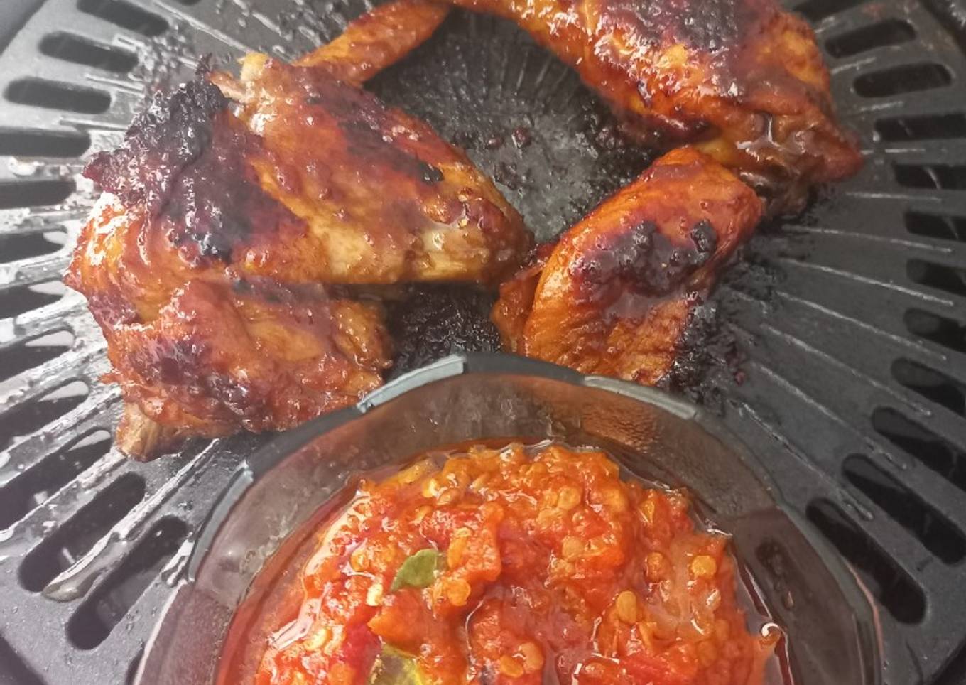 Ayam bakar dan sambel goreng