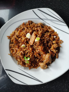 Una foto de Arroz chaufa de pollo