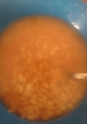Una foto de SOPA DE LENGUA CON PURÉ DE TOMATE🍅